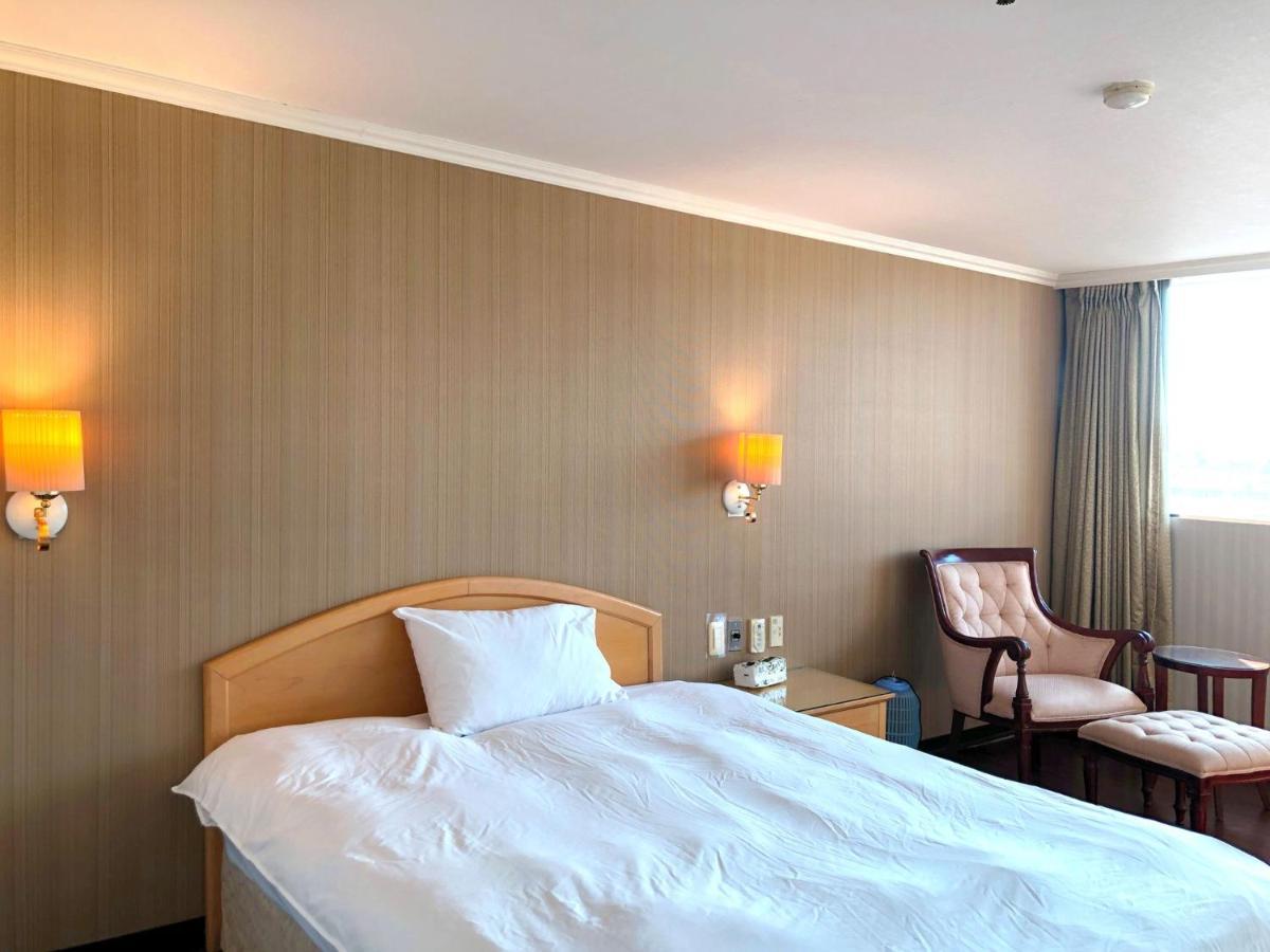 Hermes Hotel Hsinchu City Exterior photo