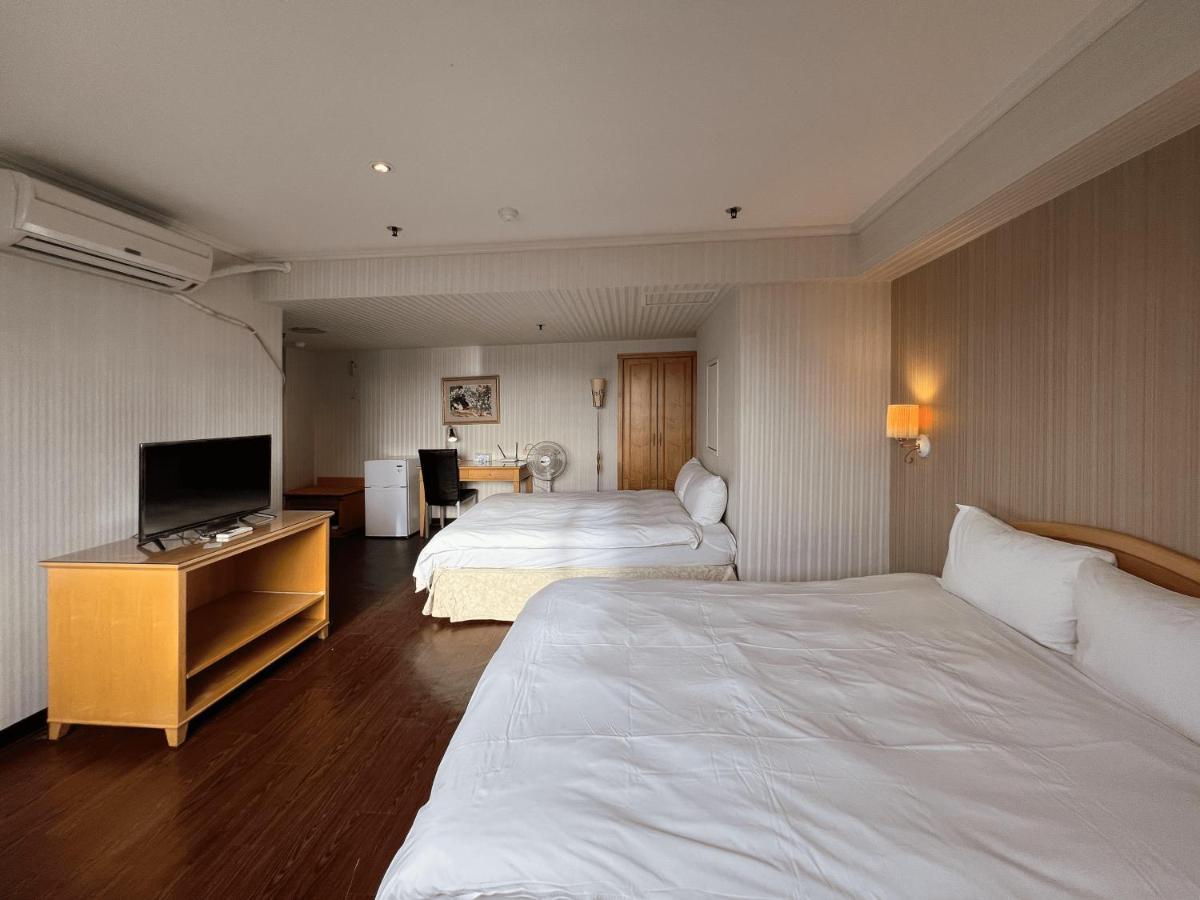 Hermes Hotel Hsinchu City Exterior photo