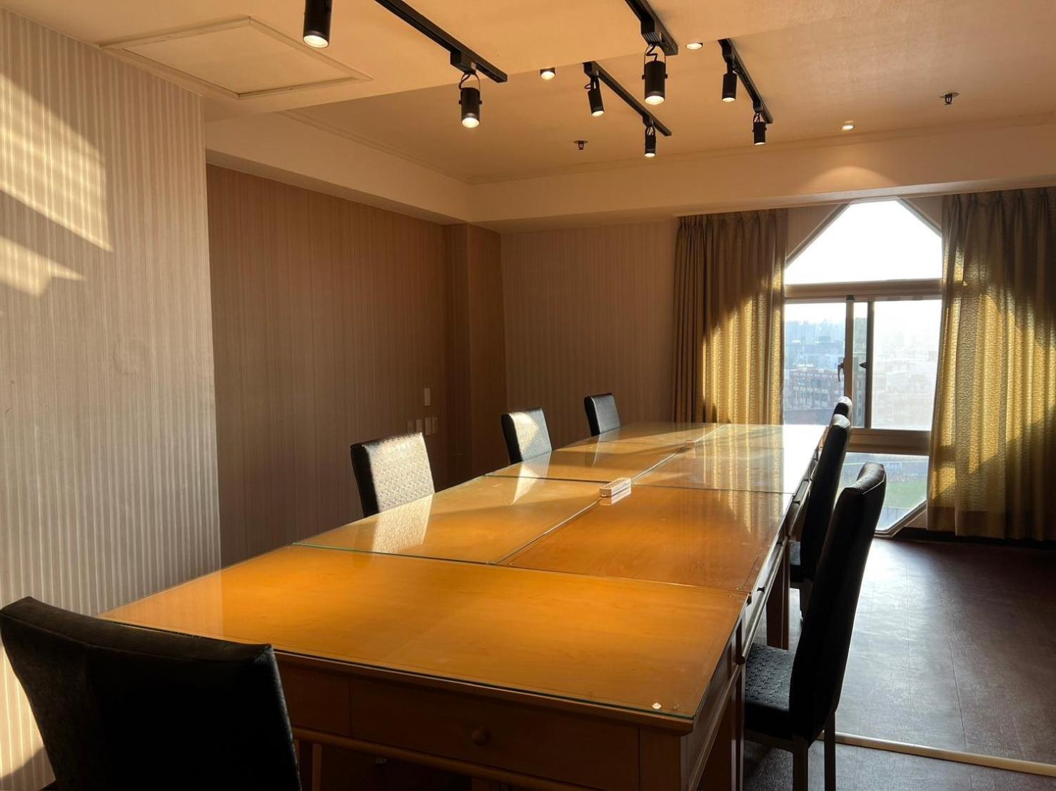 Hermes Hotel Hsinchu City Exterior photo