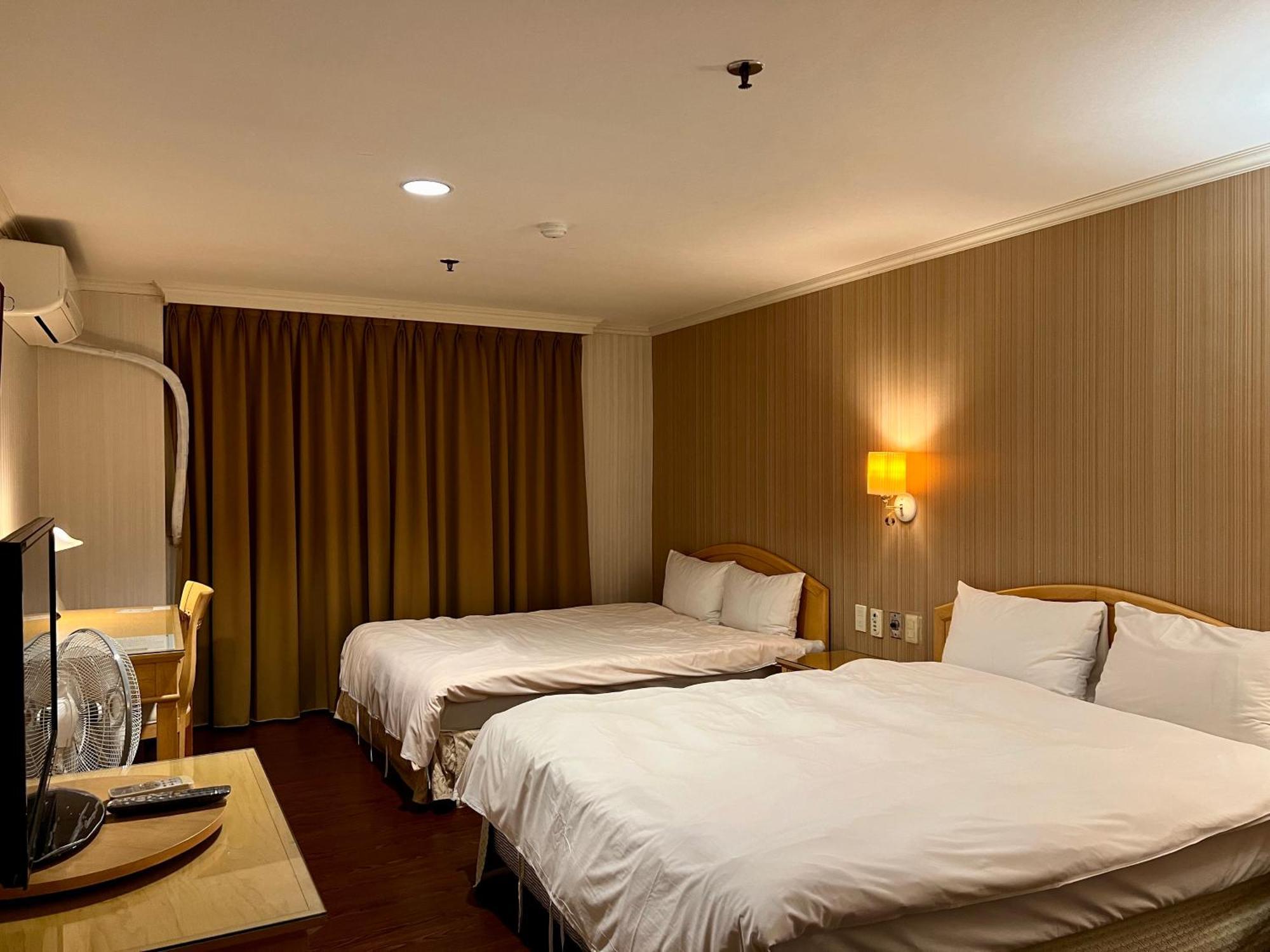 Hermes Hotel Hsinchu City Exterior photo