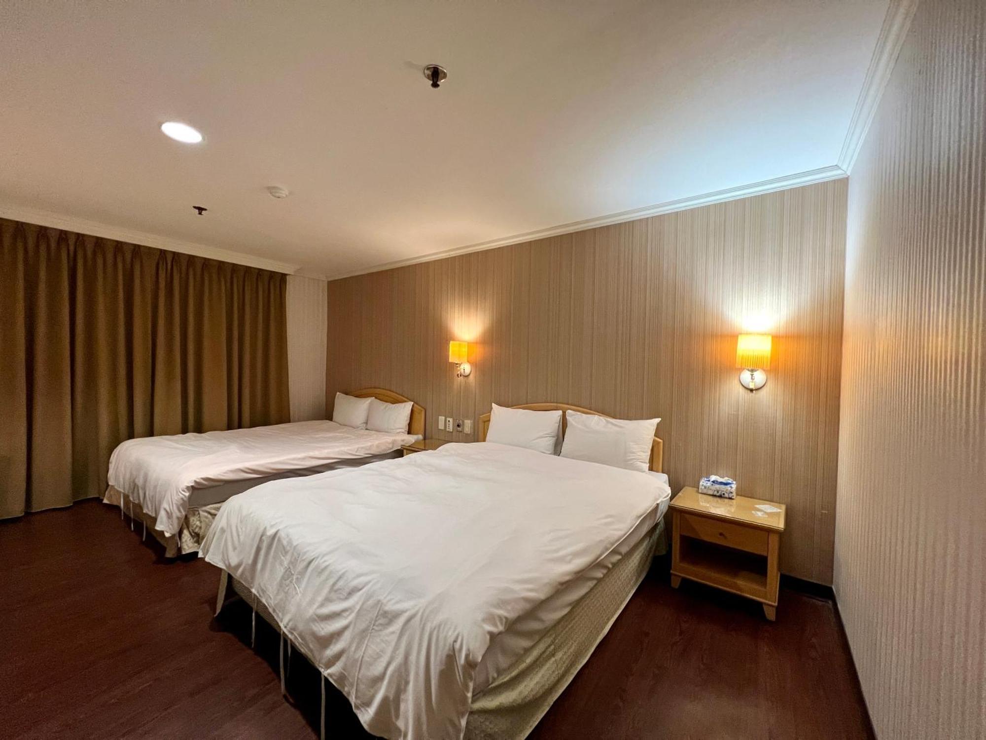 Hermes Hotel Hsinchu City Exterior photo