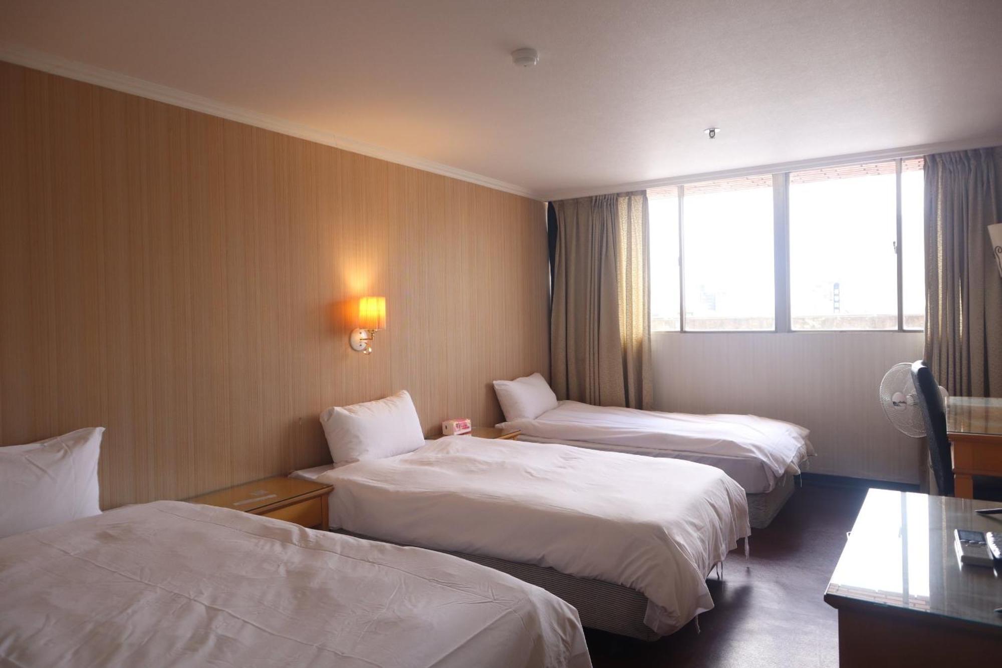 Hermes Hotel Hsinchu City Exterior photo